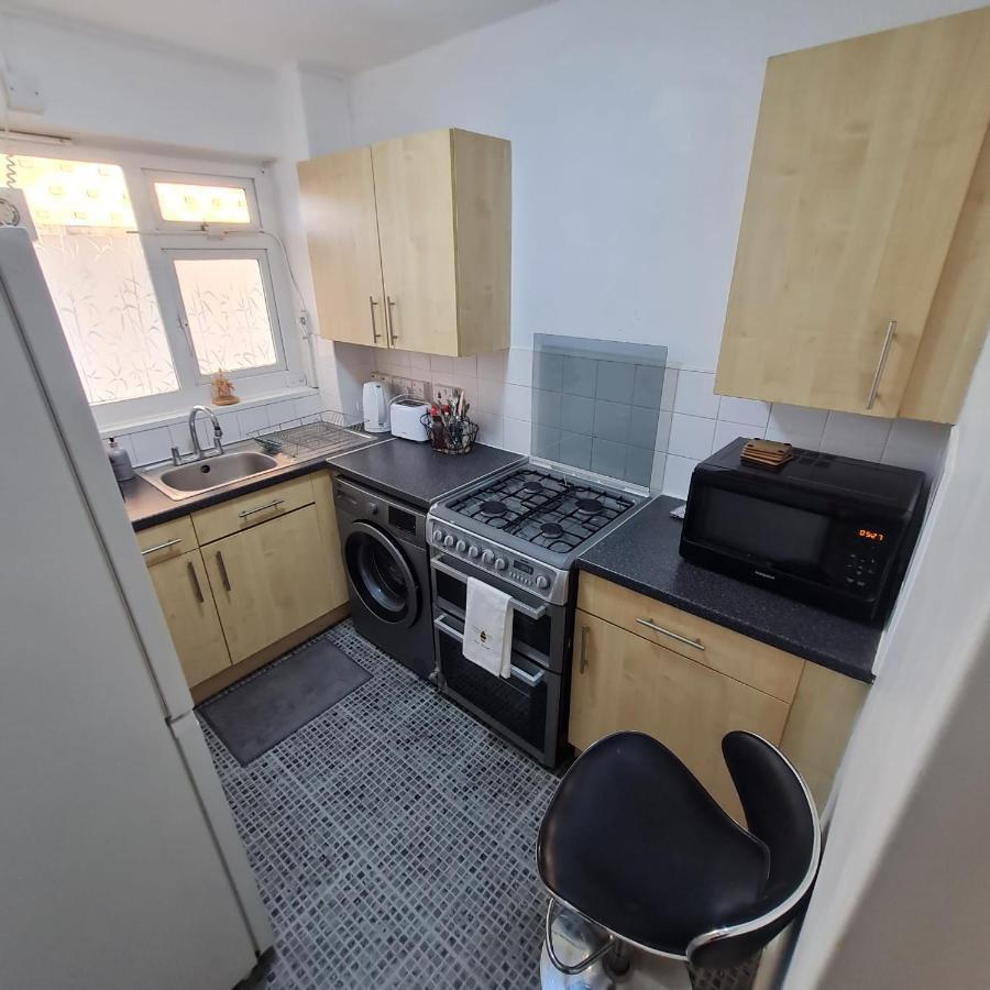 Studio Apartment In London, Bethnal Green Экстерьер фото