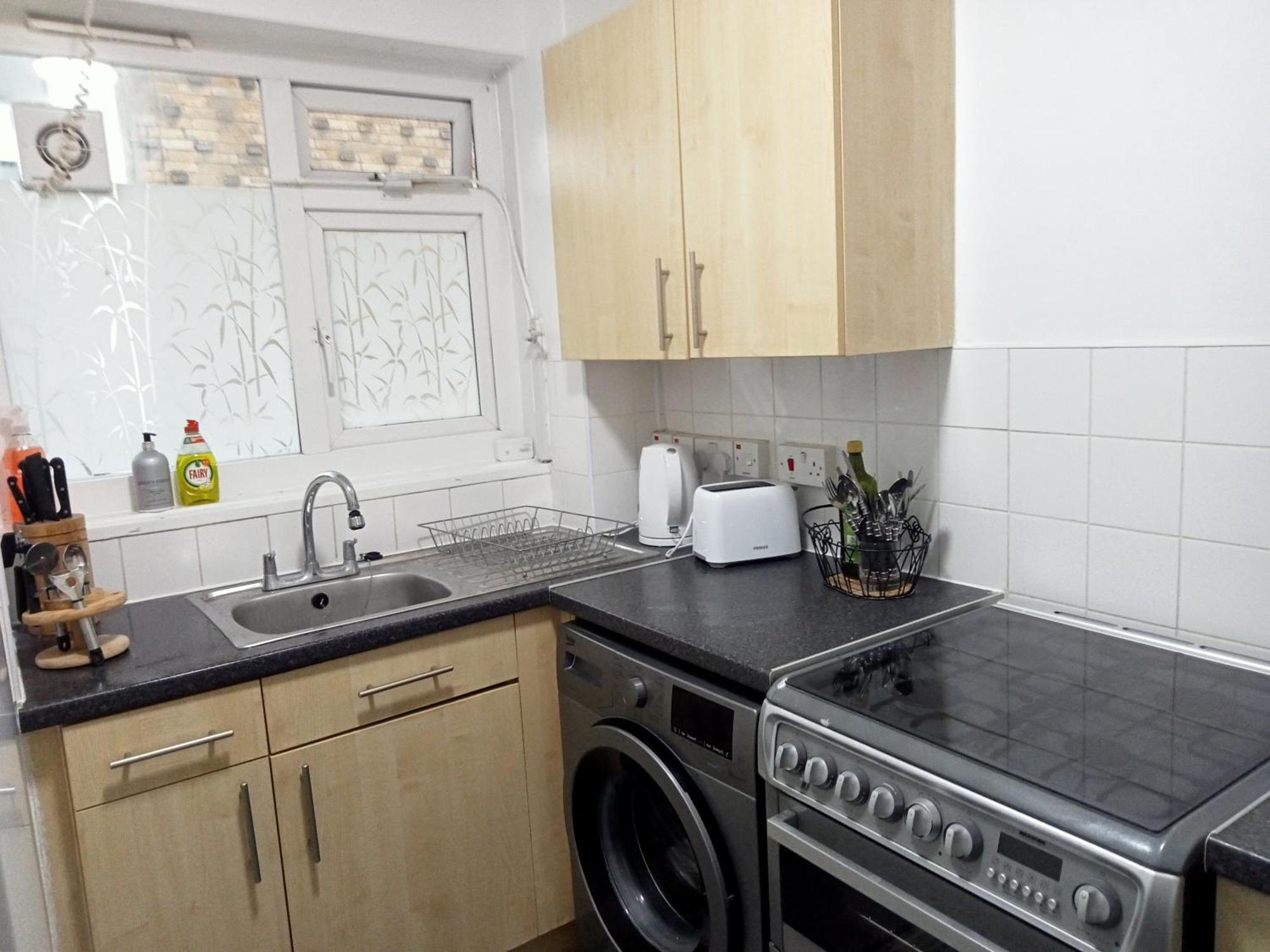 Studio Apartment In London, Bethnal Green Экстерьер фото