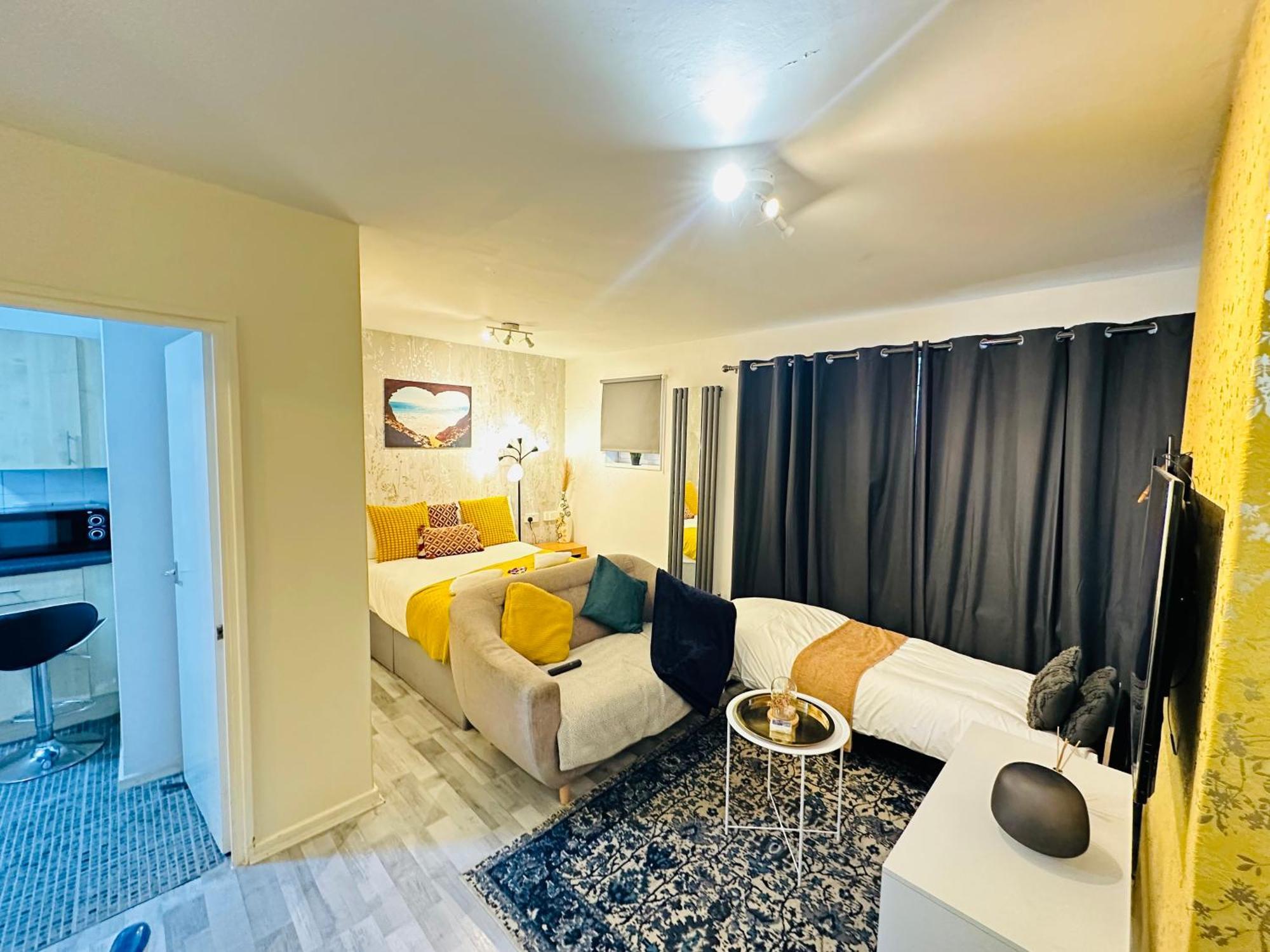 Studio Apartment In London, Bethnal Green Экстерьер фото